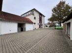 TOP Lage - Ideal für Kapitalanleger! Tolle 2 ZKB Erdgeschosswohnung mit Terrasse, Garten und Garage - Garagenhof/Hauseingang