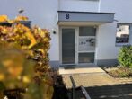 Schicke 3 ZKB mit überdachter Loggia und TG-Stellplatz in Augsburg/Inningen - Eingangsbereich