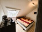 Schicke 3 ZKB mit überdachter Loggia und TG Stellplatz in Augsburg/Inningen - kurzfristig frei !!! - Elternschlafzimmer